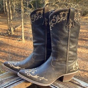Women’s Durango boots. Size 10